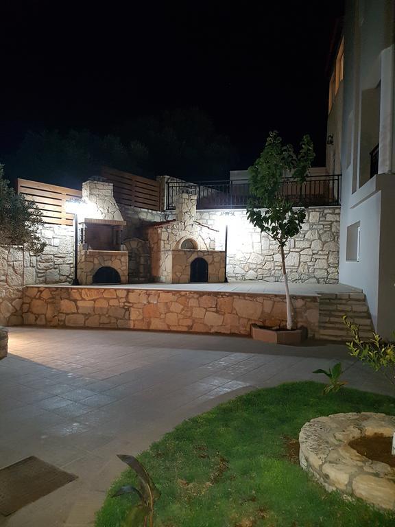 Marakis Villas Kavrokhorion Exterior photo